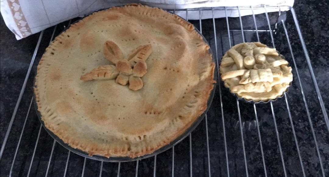Mrs.Hogan_s Apple Pies